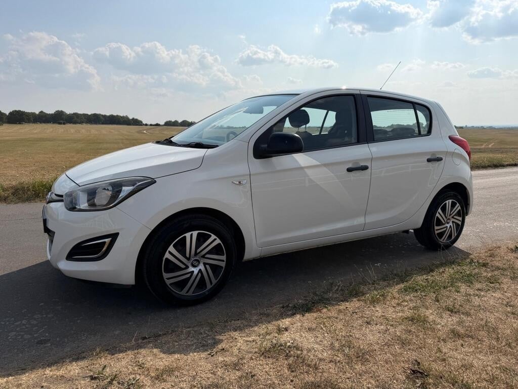 Hyundai i20 2013 - Cars