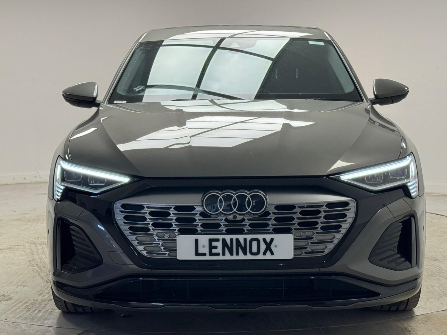 Audi Q8 Brent