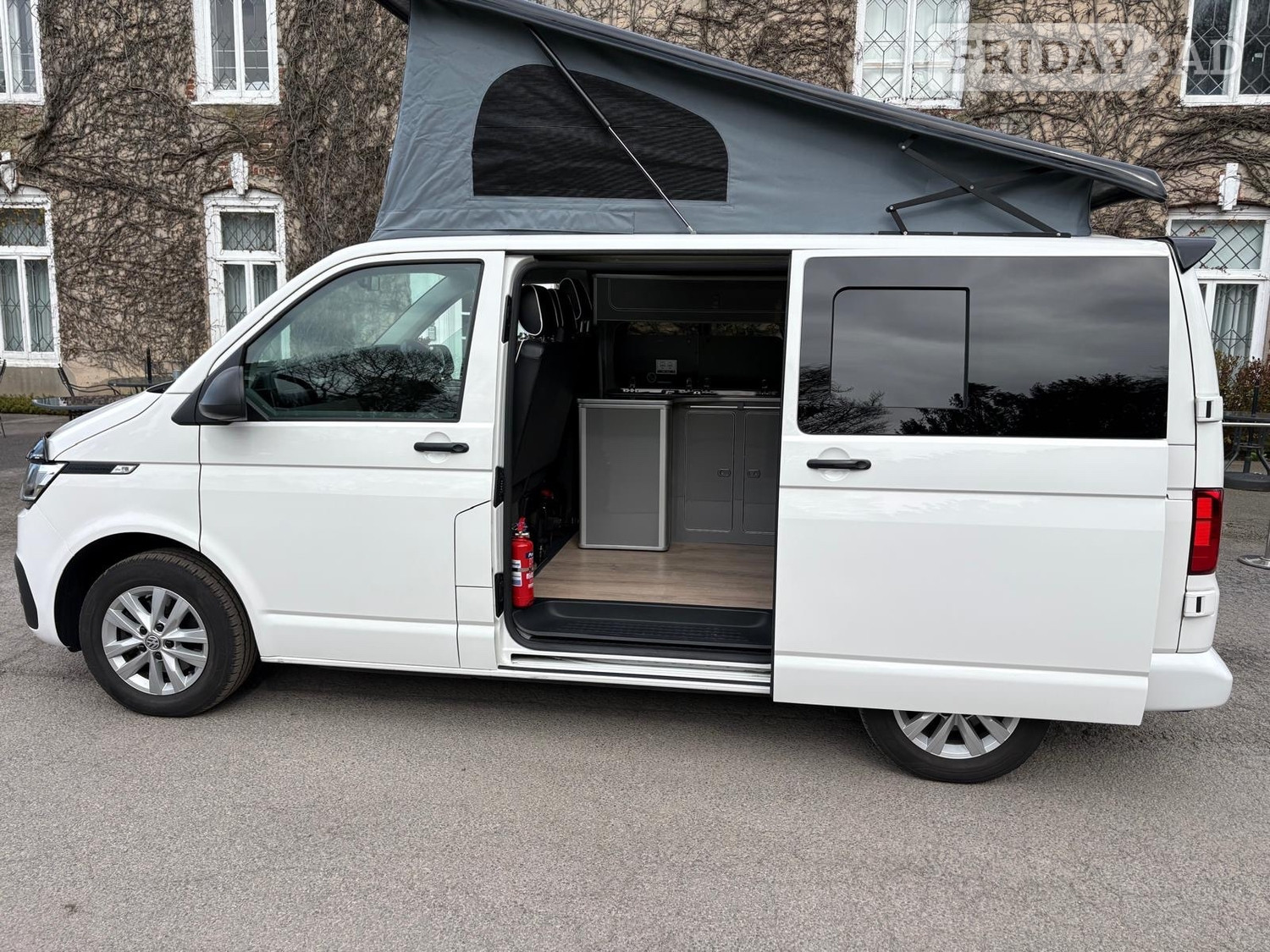 [ berth ]Volkswagen Transporter