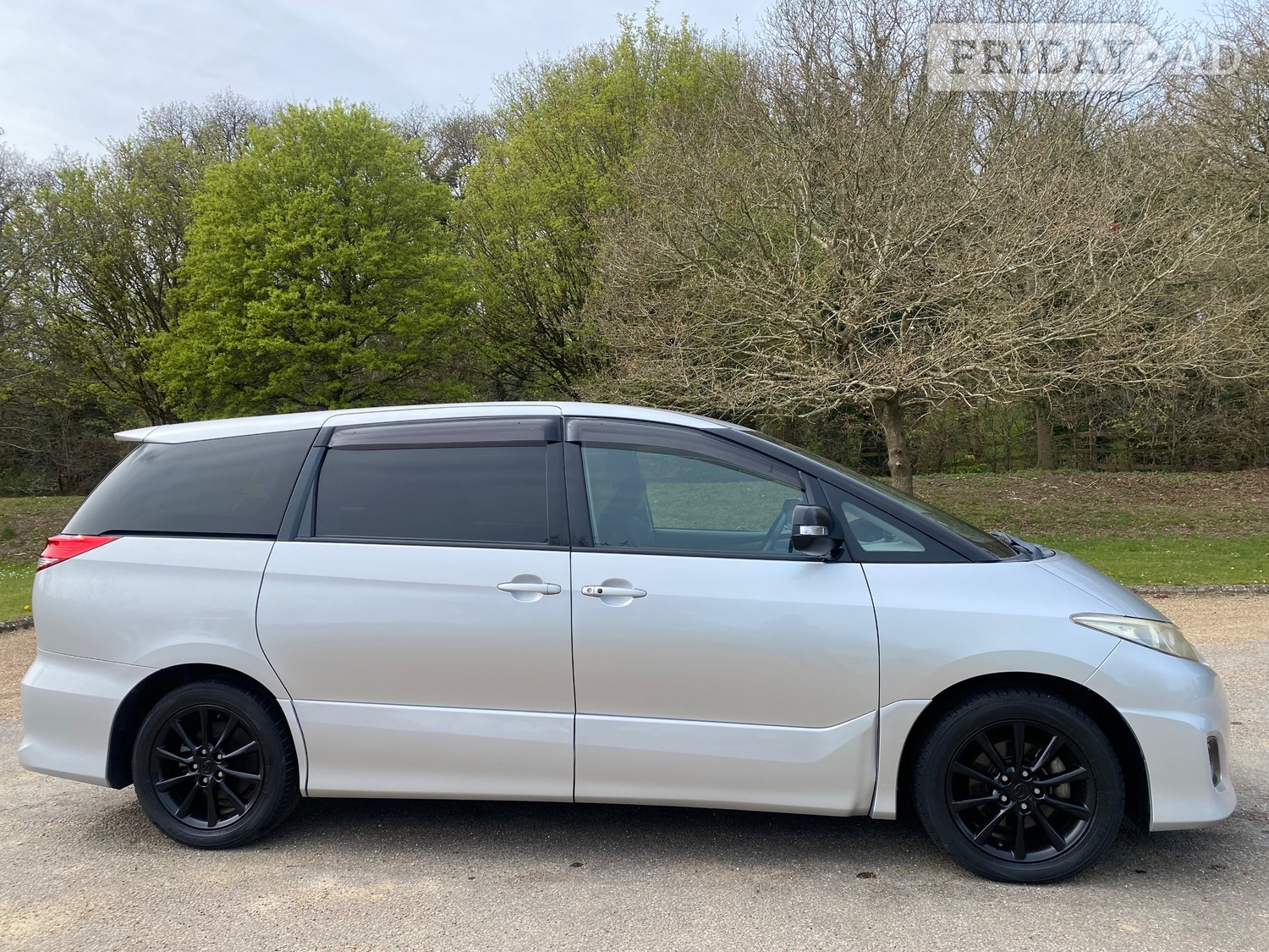 Toyota Estima 2009 - Cars in Slough