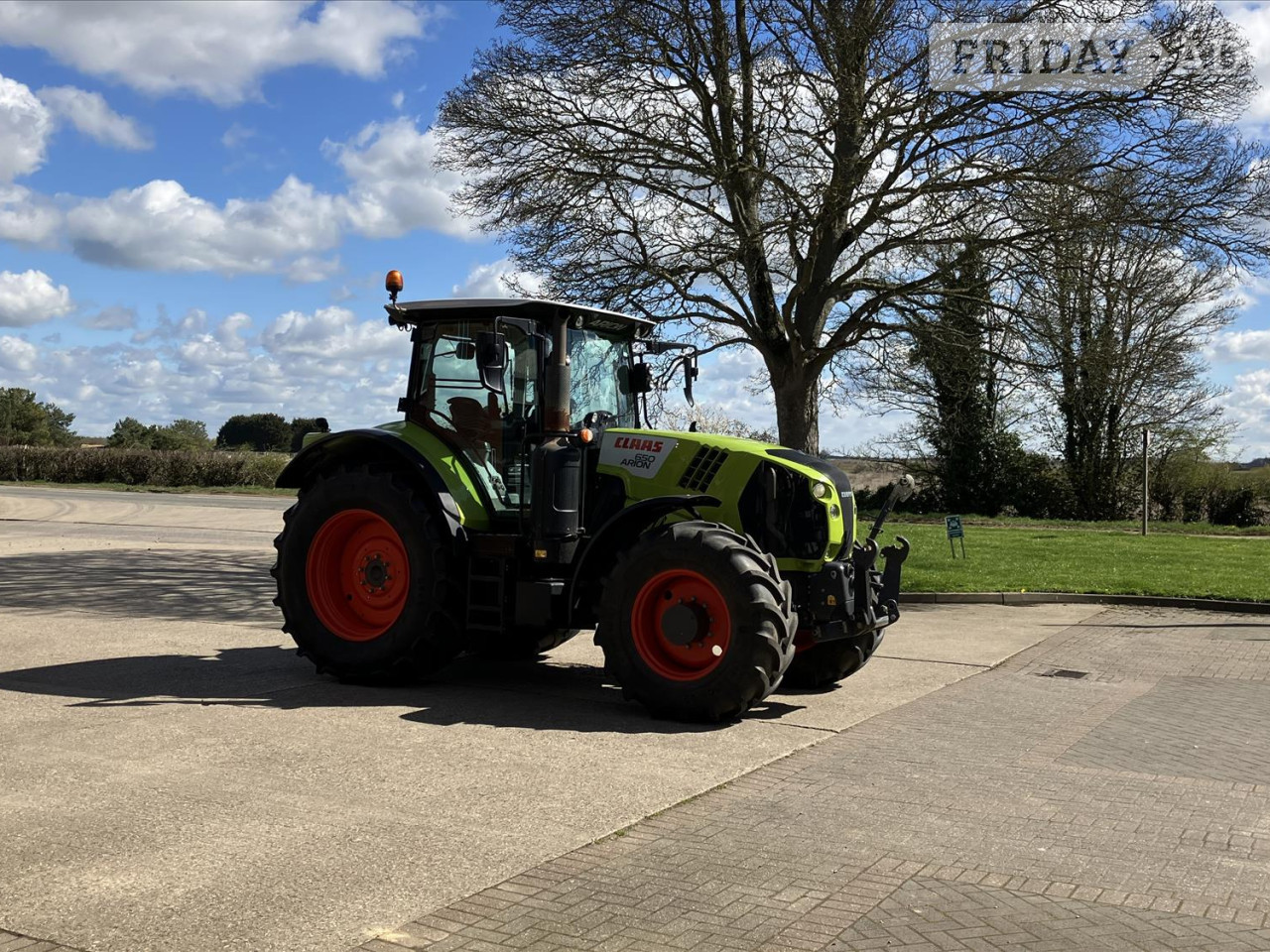 [ berth ]Claas Arion 650