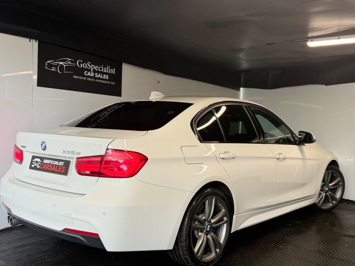 BMW 3 Series 2016 - Cars in St. Albans