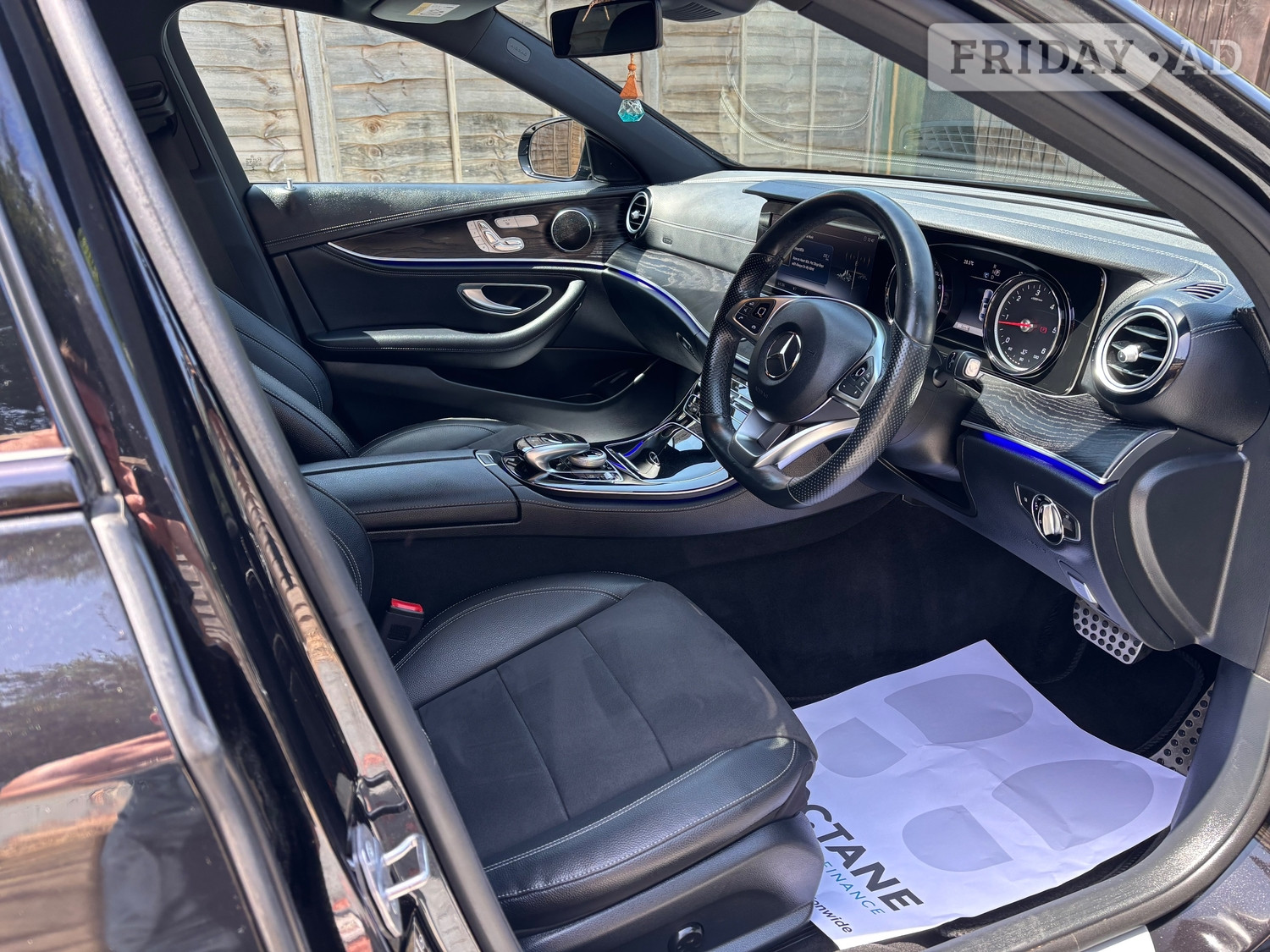 [ berth ]Mercedes-Benz E Class