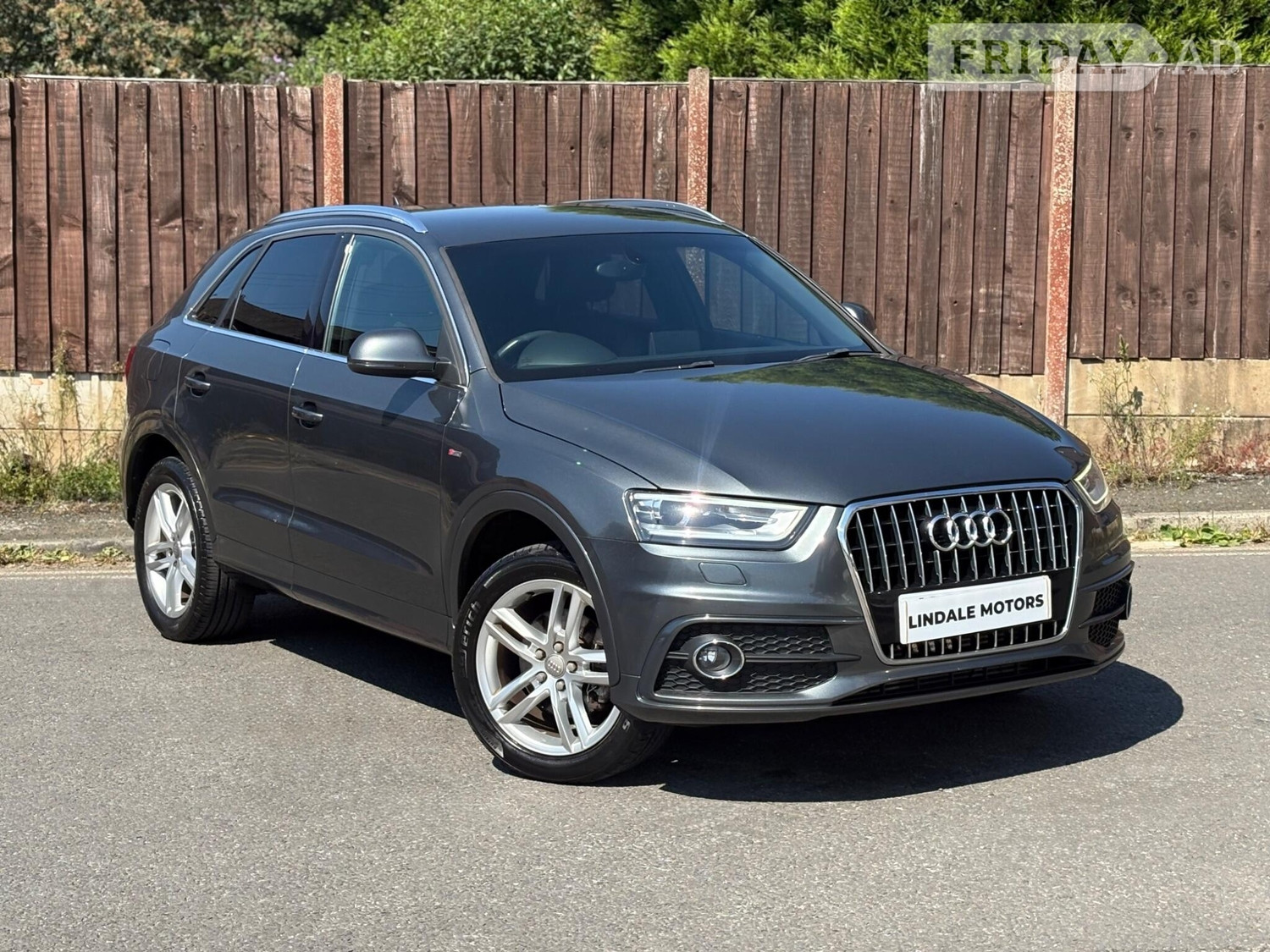 Audi Q3 2013 in Oldham