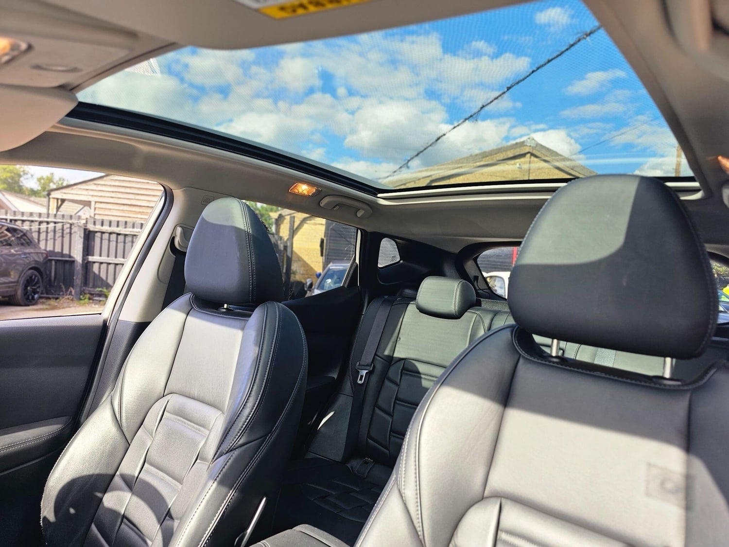 [ berth ]Nissan Qashqai