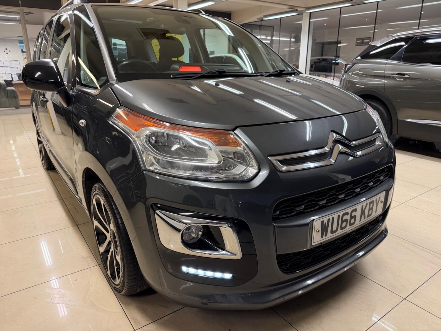 Citroen C3 Picasso 2016 in Rotherham