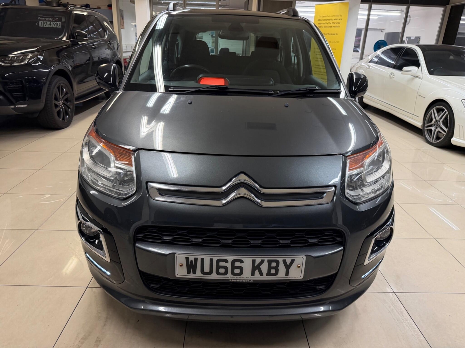 [ berth ]Citroen C3 Picasso