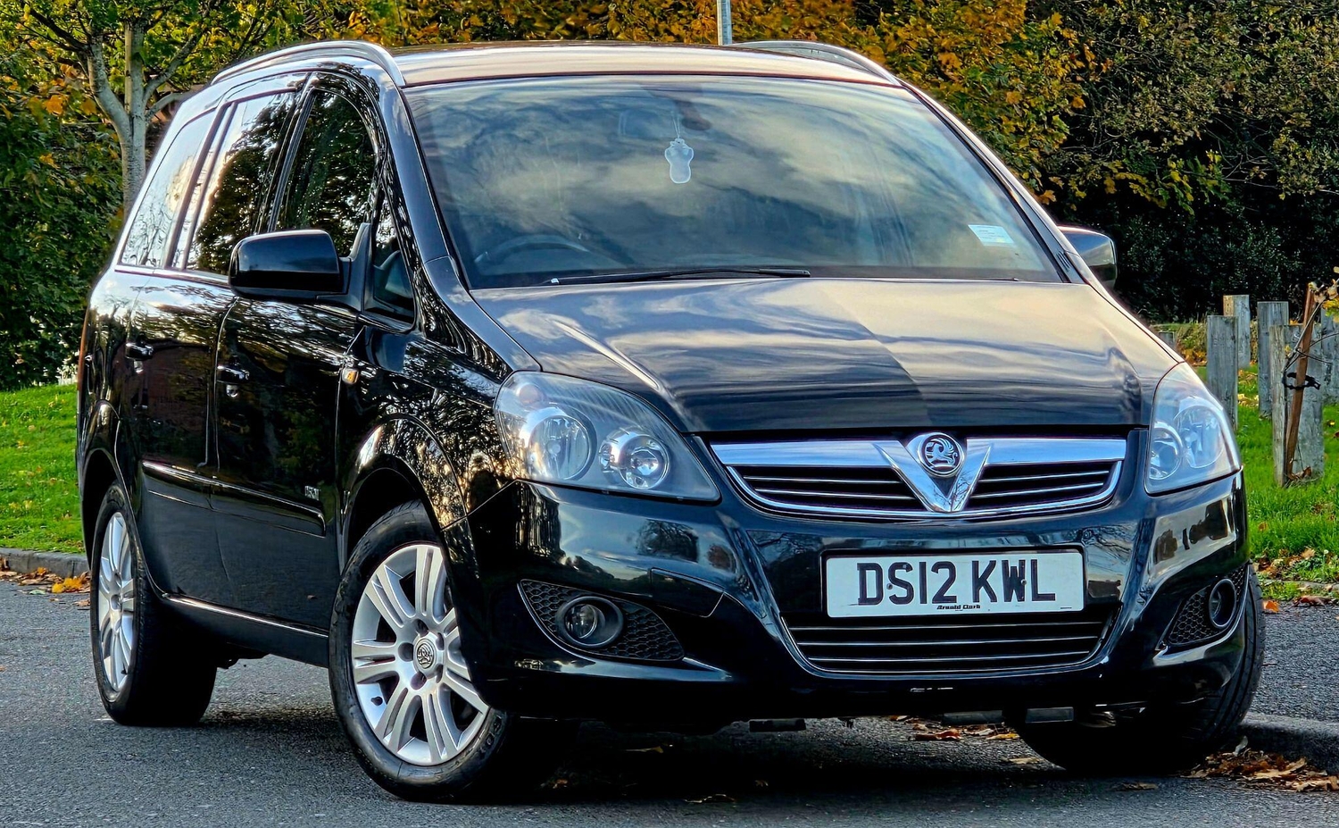 Vauxhall Zafira 2012 - Cars