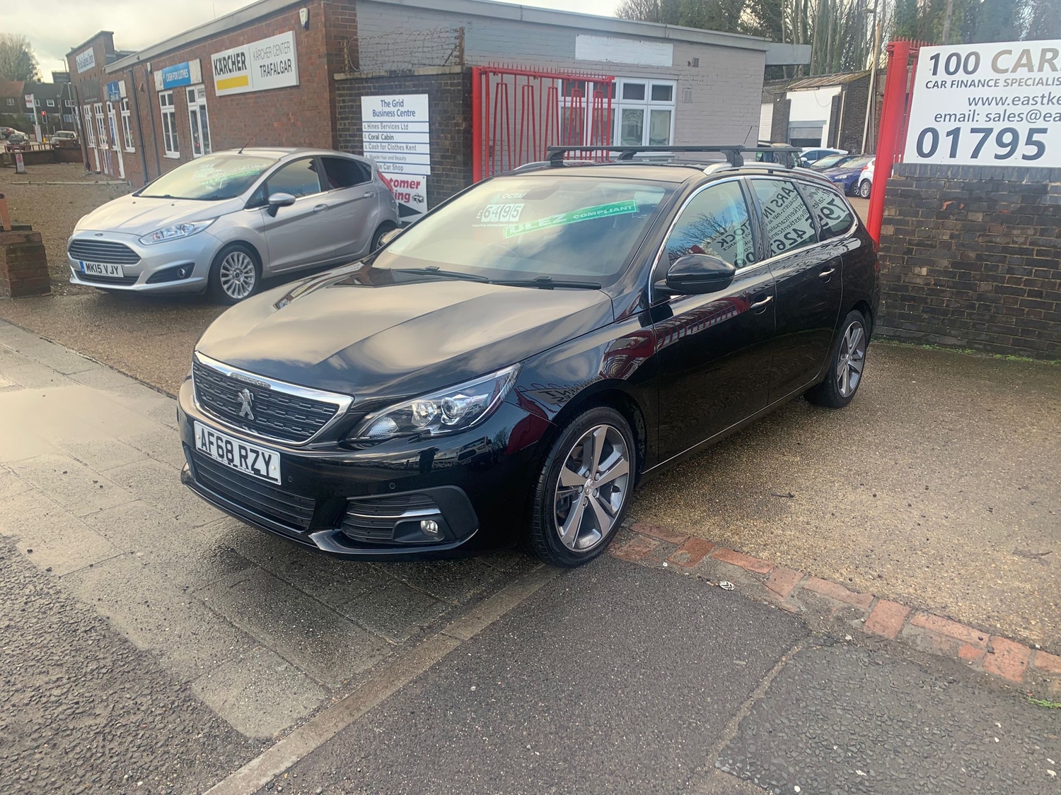 [ berth ]Peugeot 308 SW