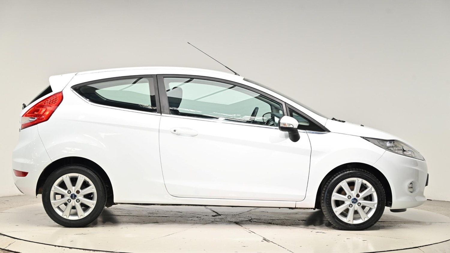 Ford Fiesta 2010 - Cars in Cullompton