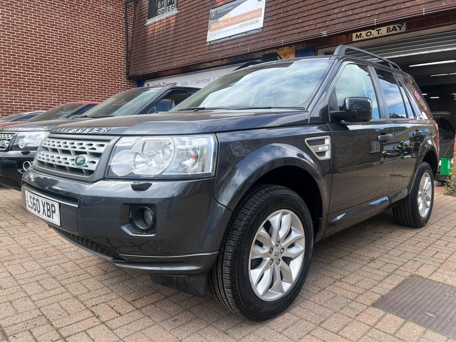 Land Rover Freelander 2 2010 - Cars