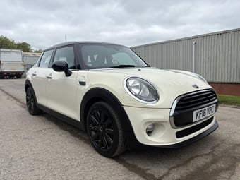Mini Hatch 2016