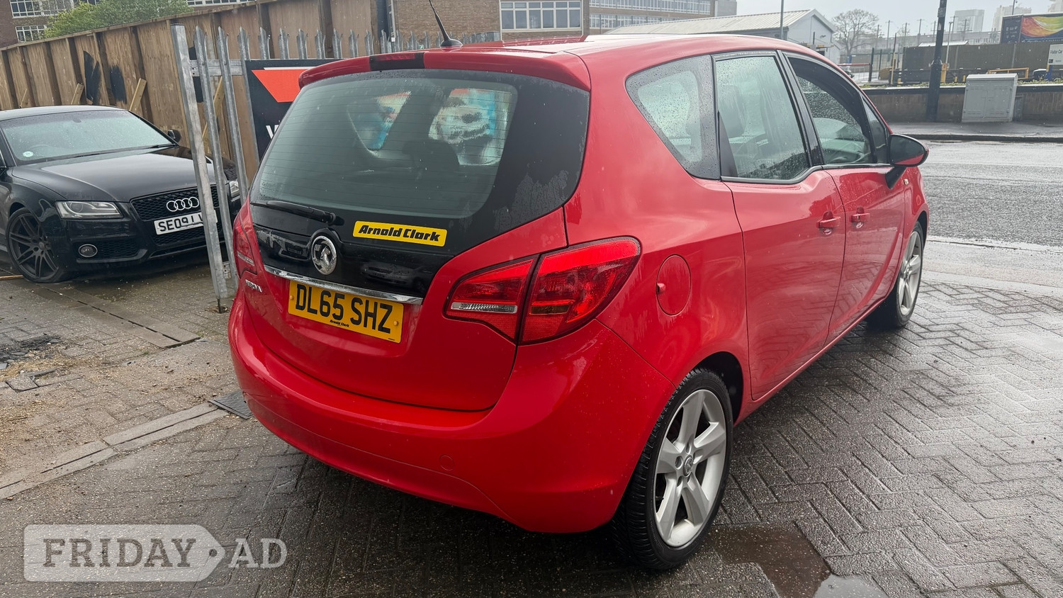 Vauxhall Meriva 2015 - Cars in Slough