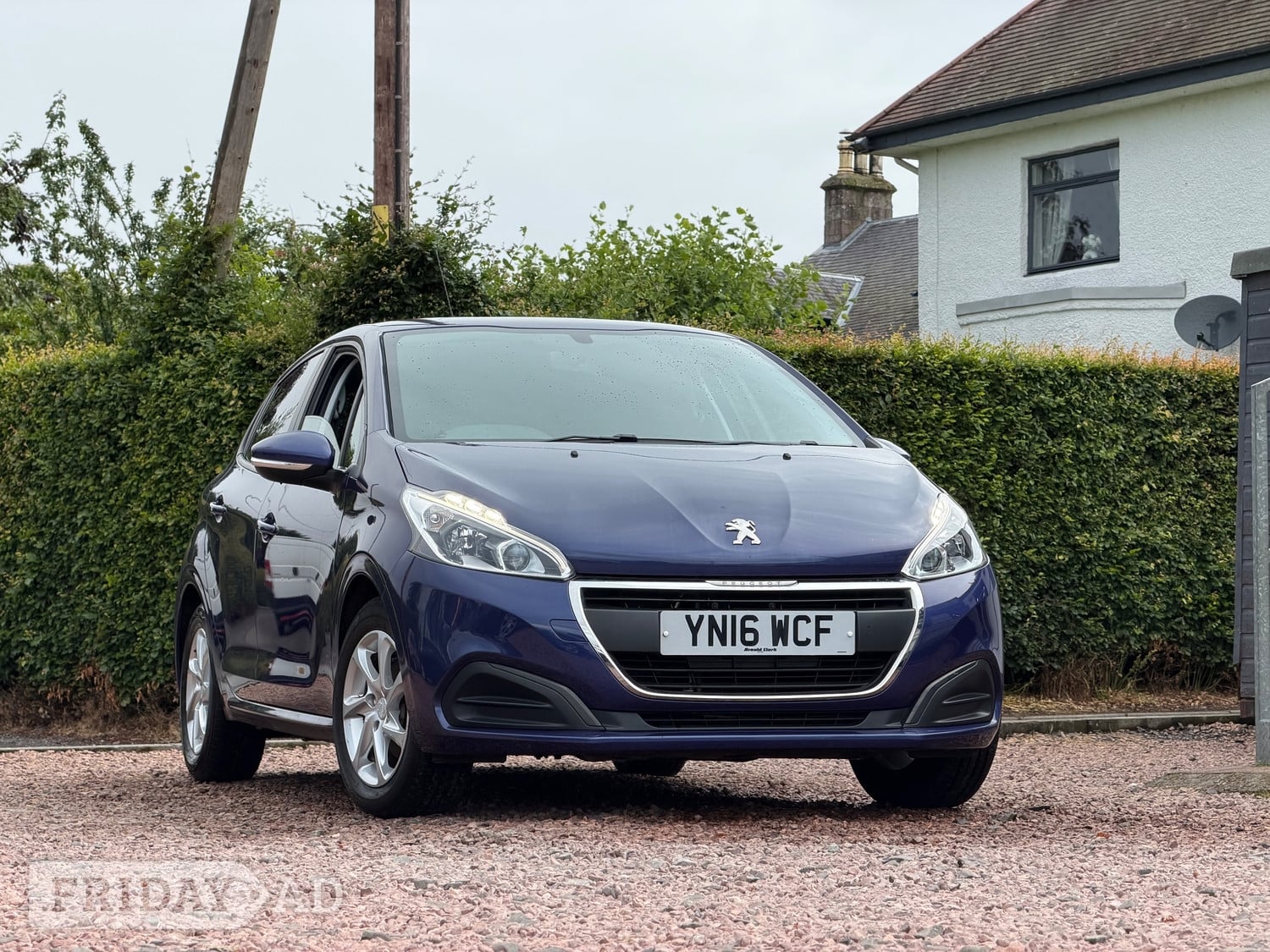Peugeot 208 2016 in Blairgowrie