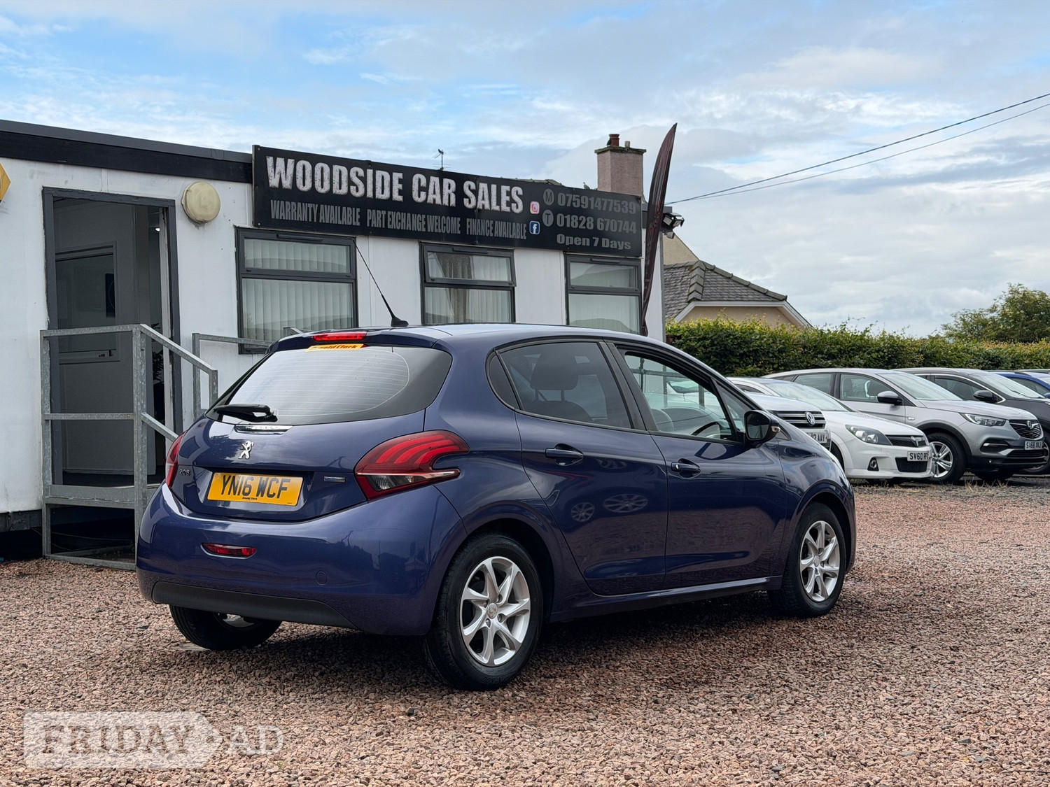 Peugeot 208 2016 - Cars in Blairgowrie