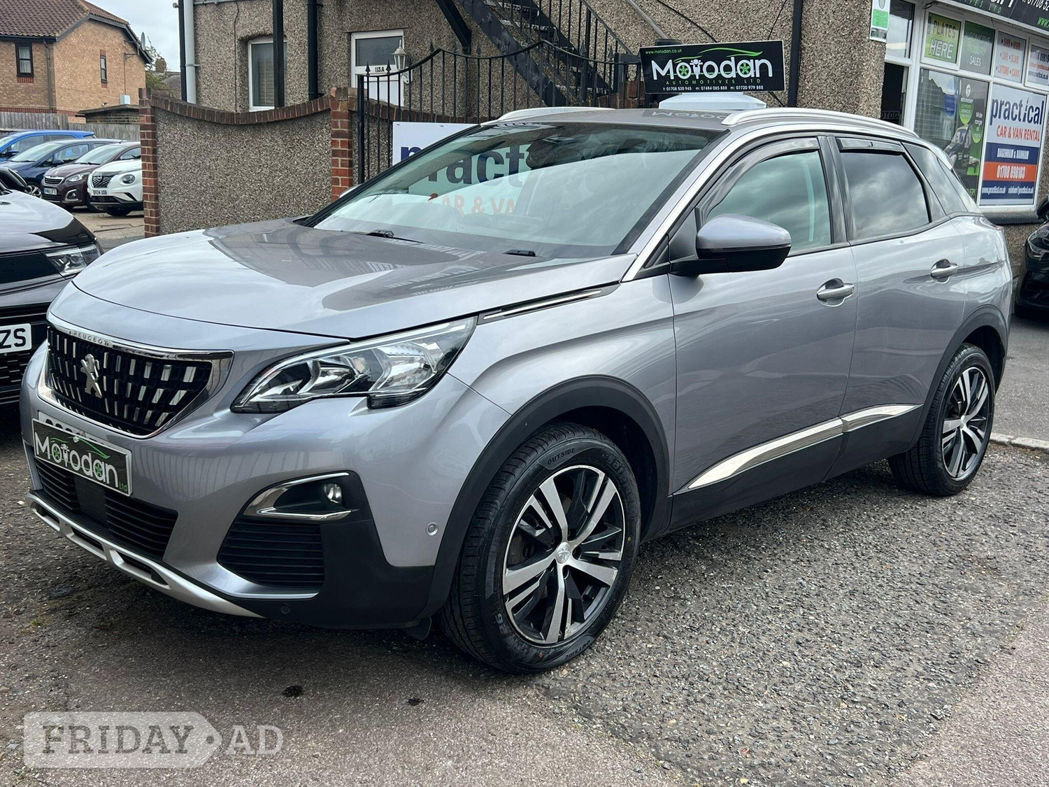 Peugeot 3008 2019 - Cars in Rainham