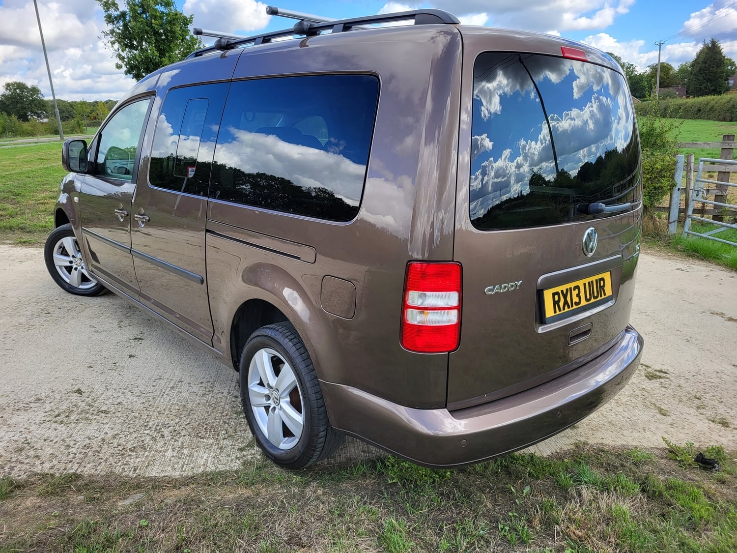 Volkswagen Caddy Maxi Life Horley