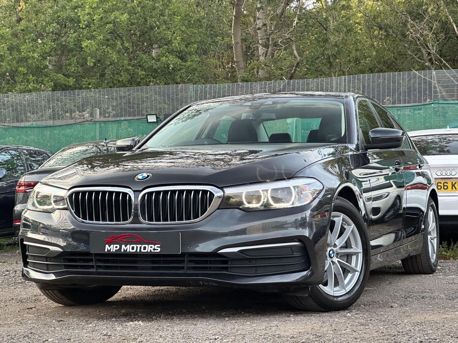 [ berth ]BMW 5 Series