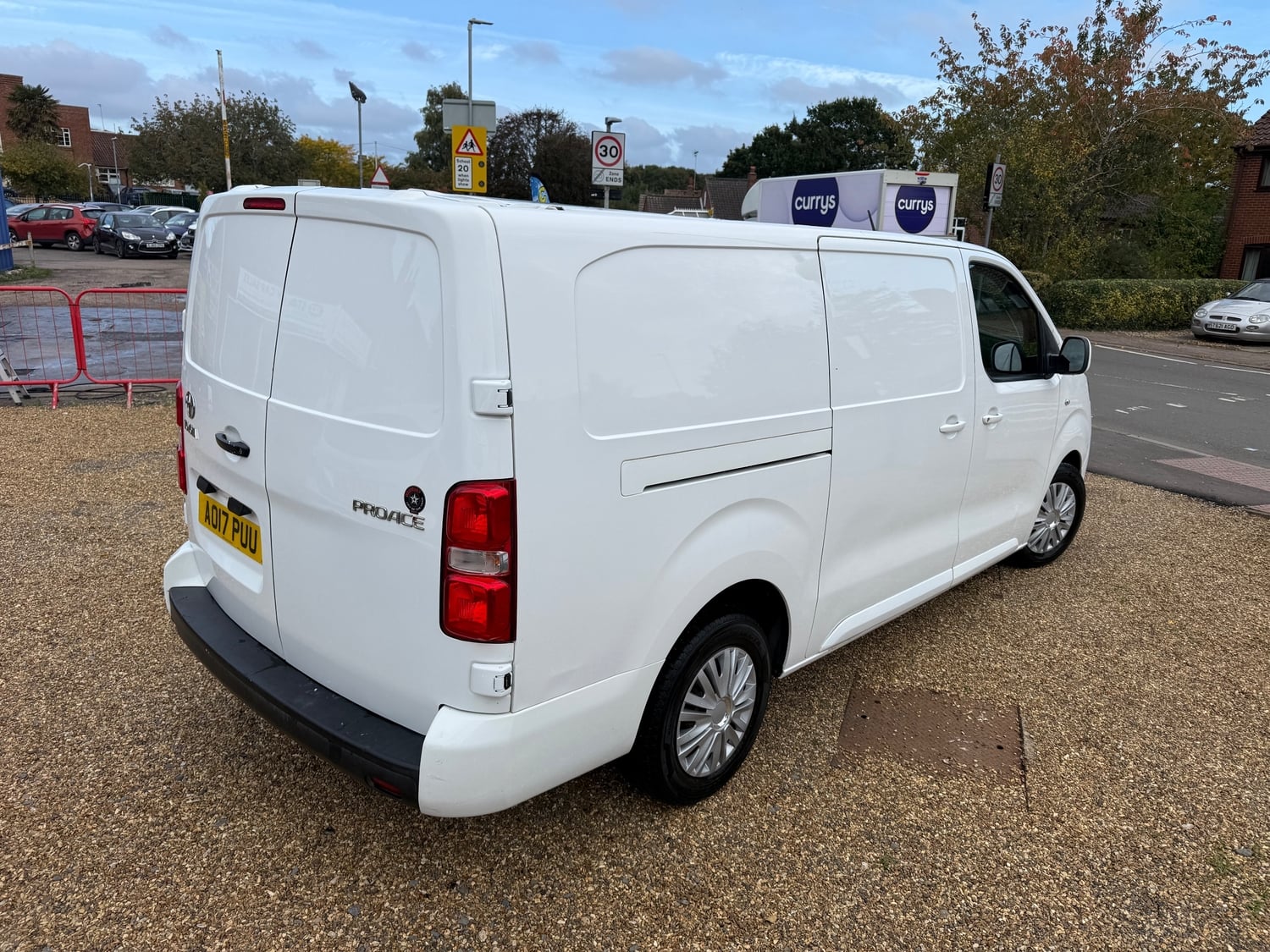 Toyota ProAce 2017 - Vans & Commercial Vehicles