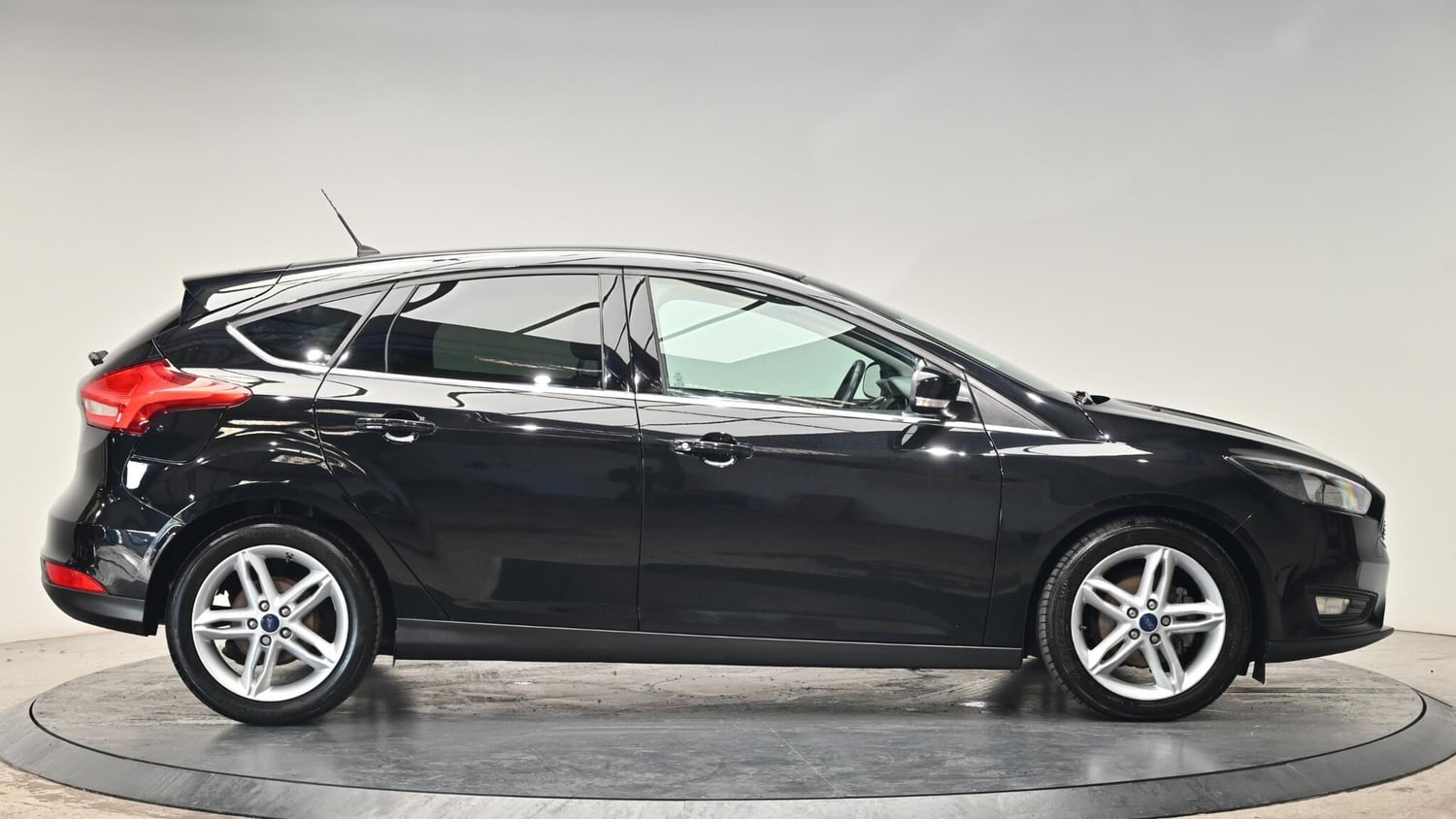 Ford Focus 2015 - Cars in Cullompton