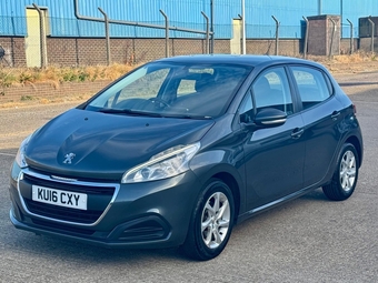 Peugeot 208 2016