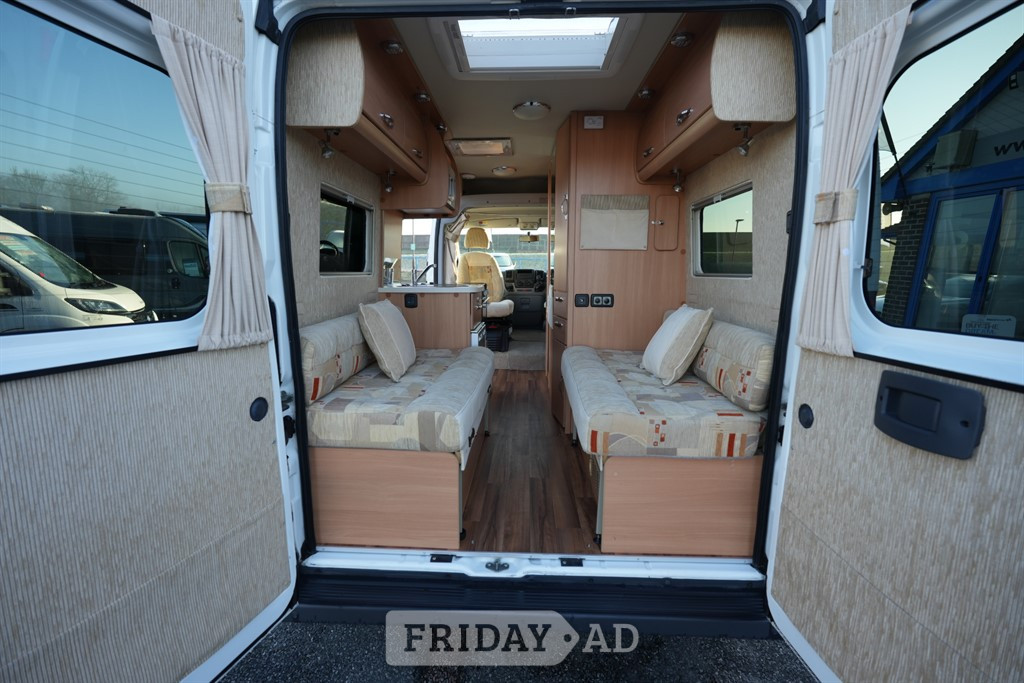[2 berth ]Auto-Sleepers Stratford