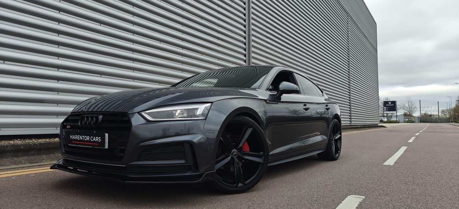 [ berth ]Audi A5