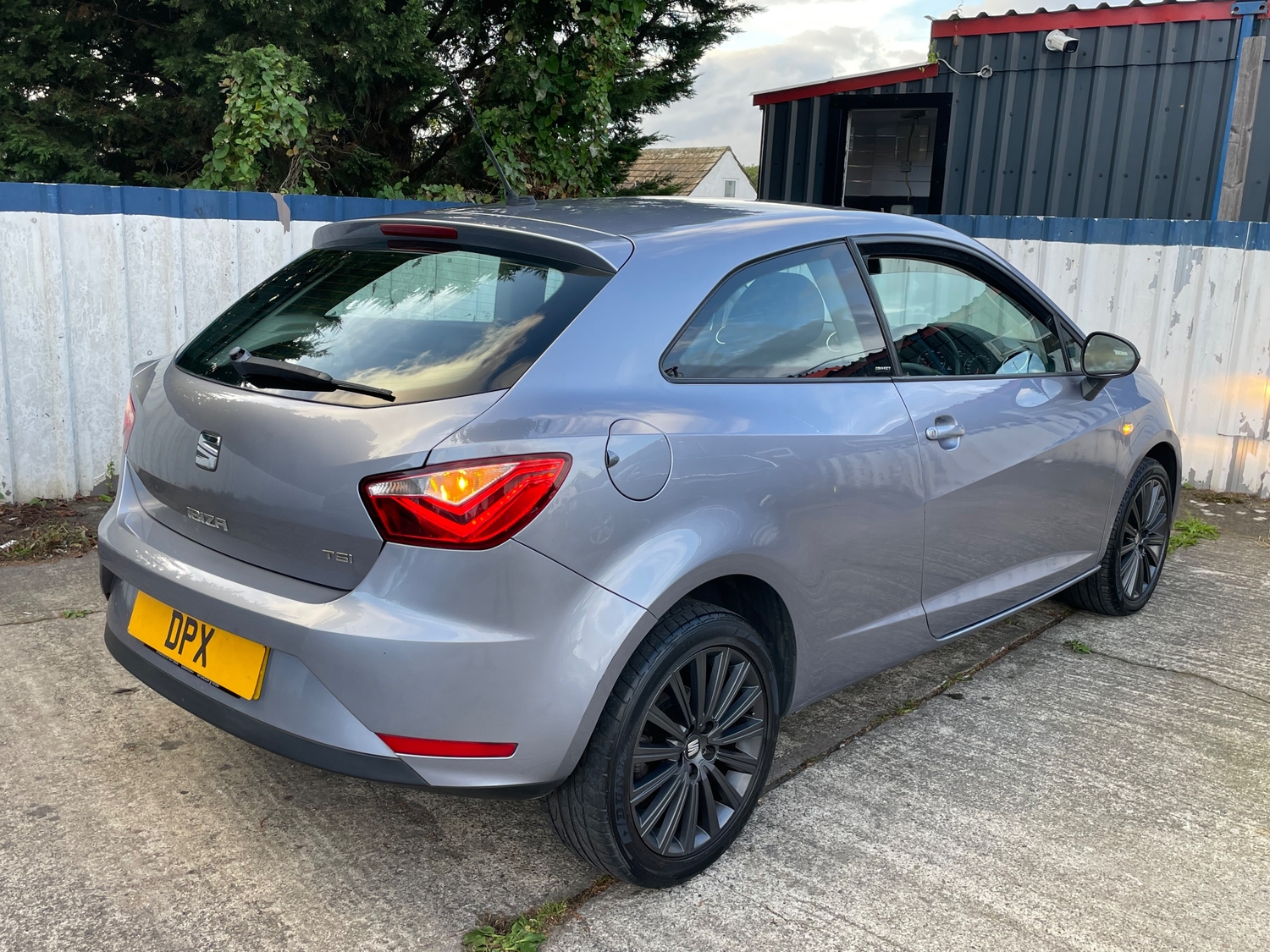 [ berth ]SEAT Ibiza