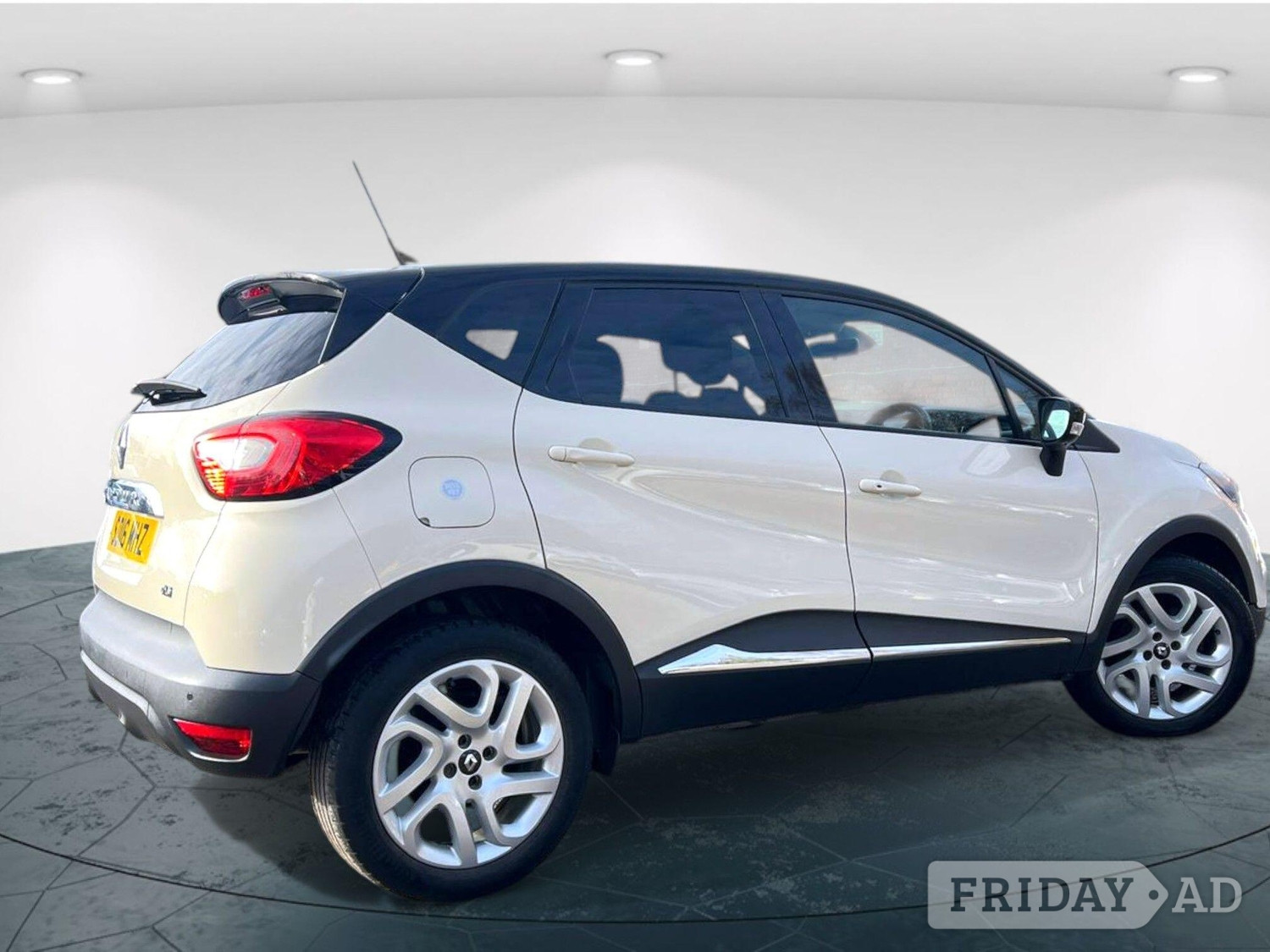 Renault Captur 2016 - Cars in Walsall