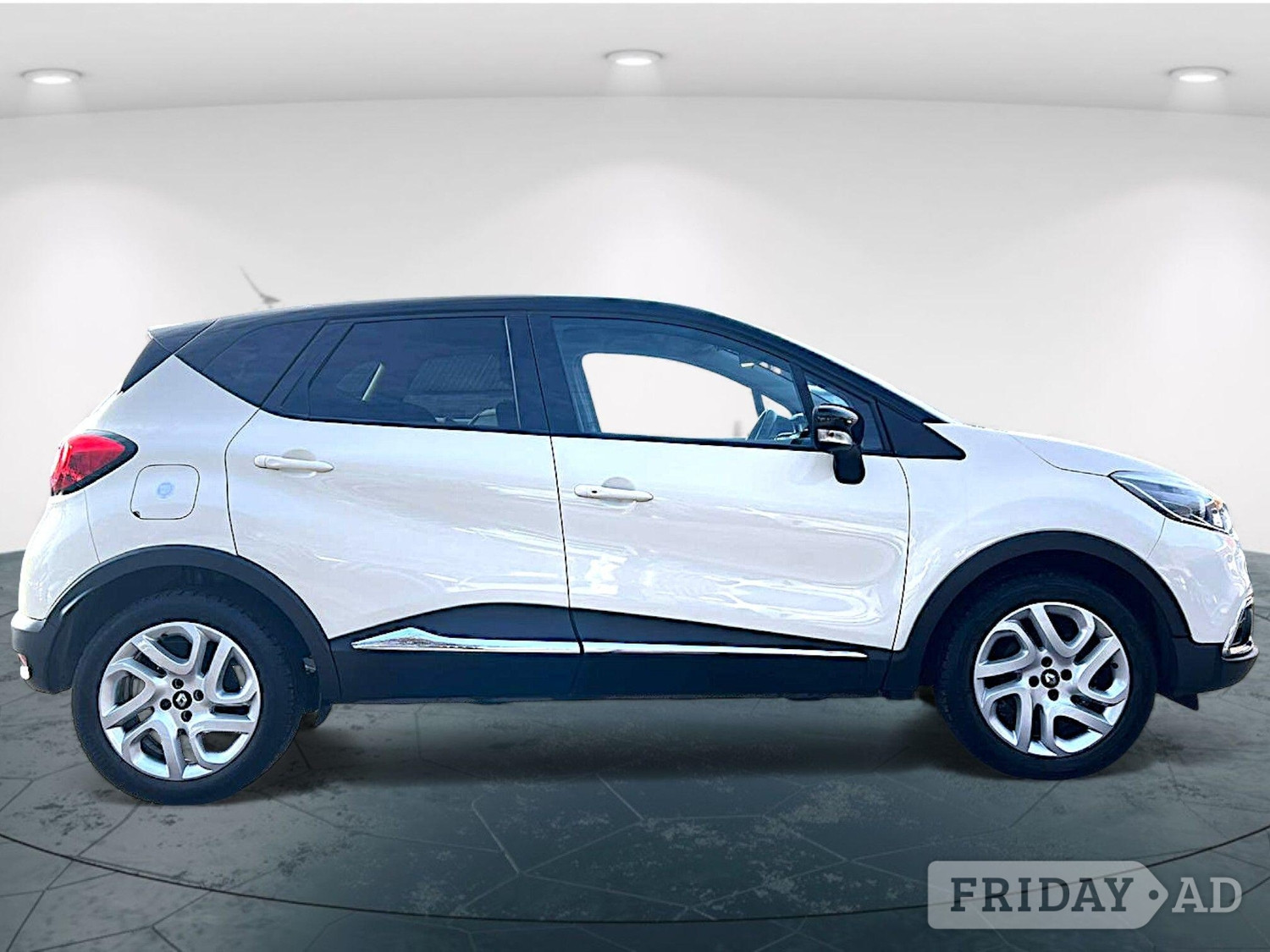 [ berth ]Renault Captur