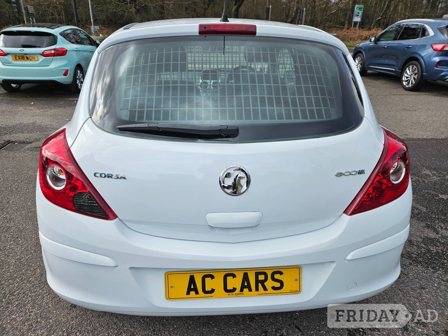 [ berth ]Vauxhall Corsa Van