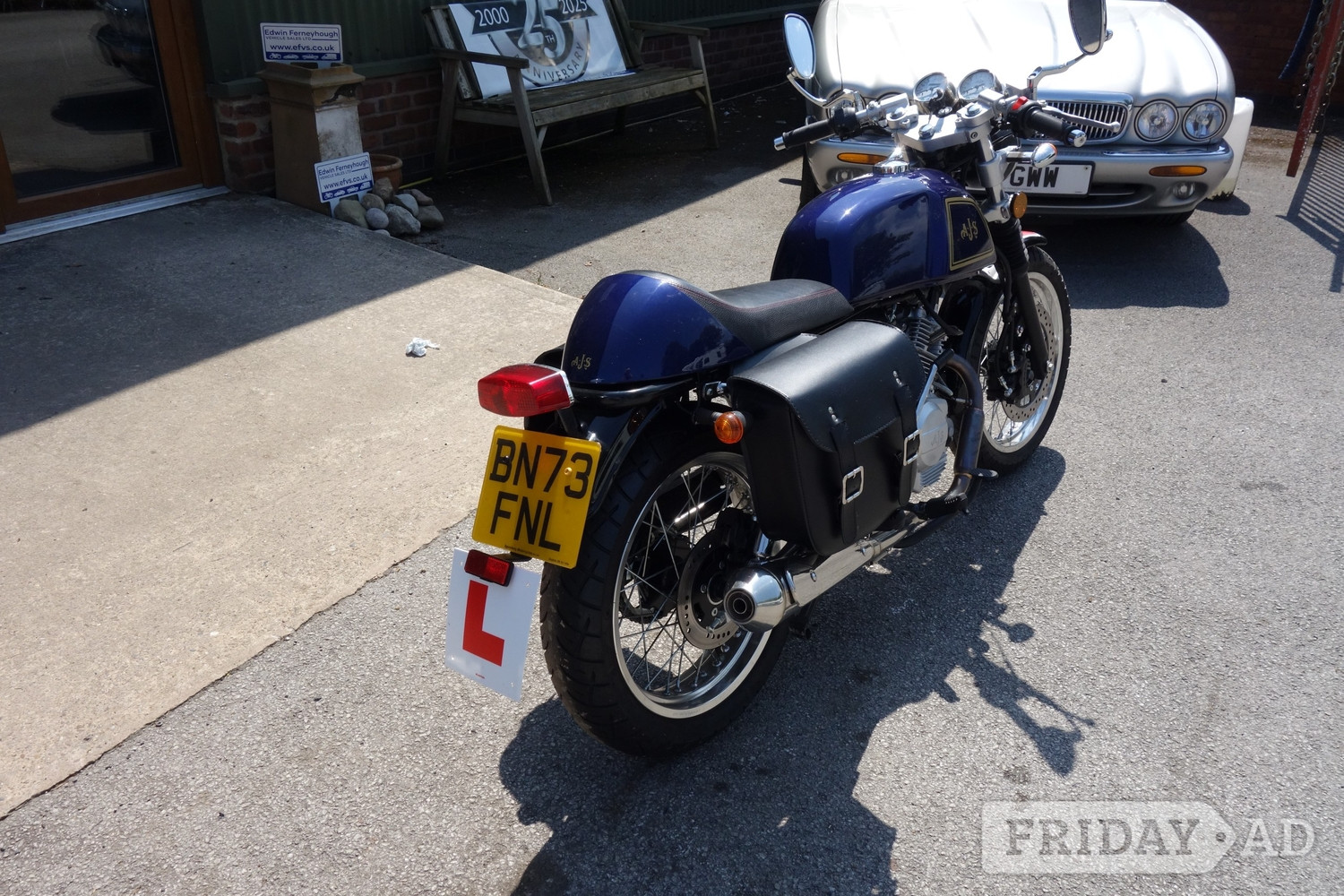 [ berth ]AJS Cadwell