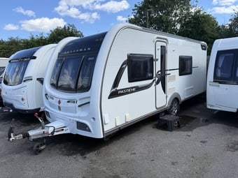 Coachman Pastiche 560-4 2014