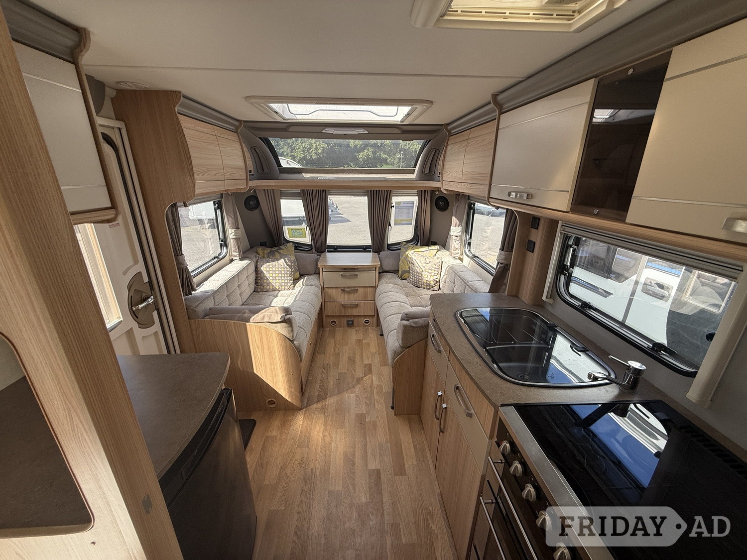 [4 berth ]Coachman Pastiche 560-4