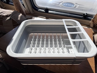 Collapsible Dish Drainer