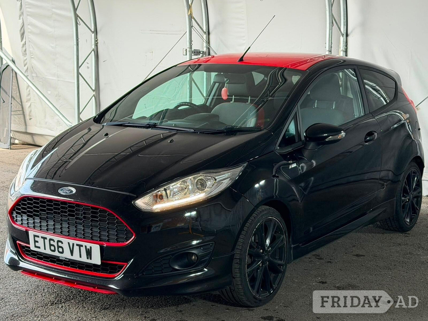[ berth ]Ford Fiesta