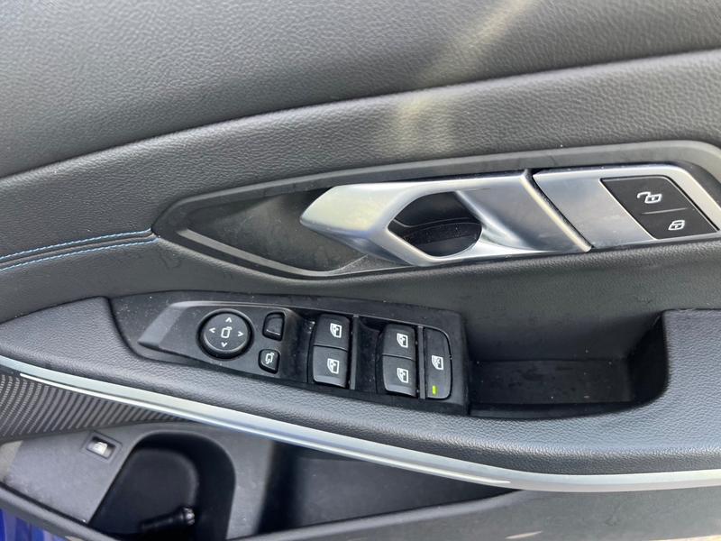 [ berth ]BMW 3 Series