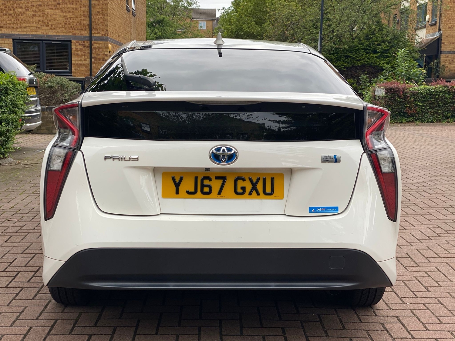 Toyota Prius 2017 - Cars
