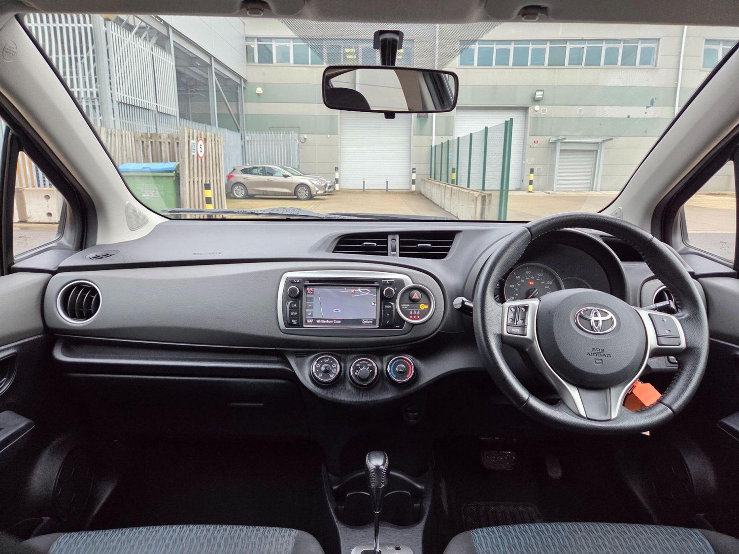 Toyota Yaris 2012 - Cars in Slough