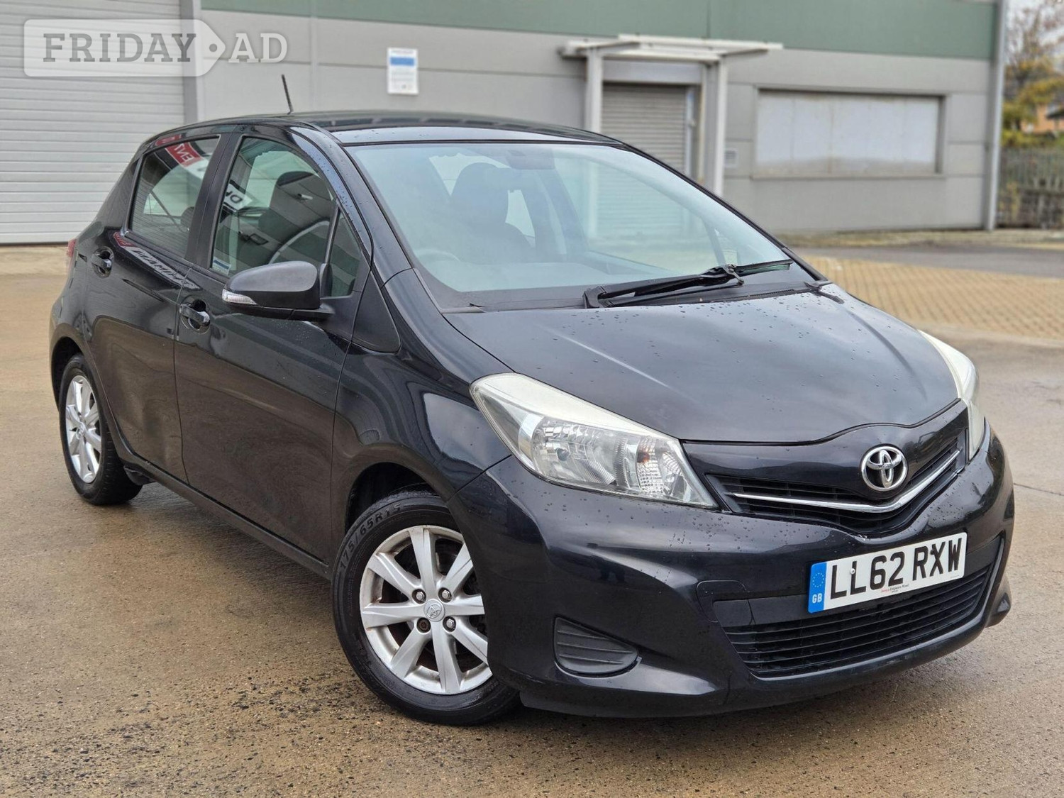Toyota Yaris 2012 in Slough
