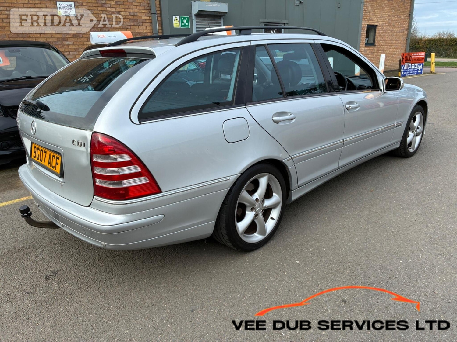 [ berth ]Mercedes-Benz C Class