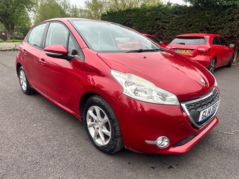 Peugeot 208 2014