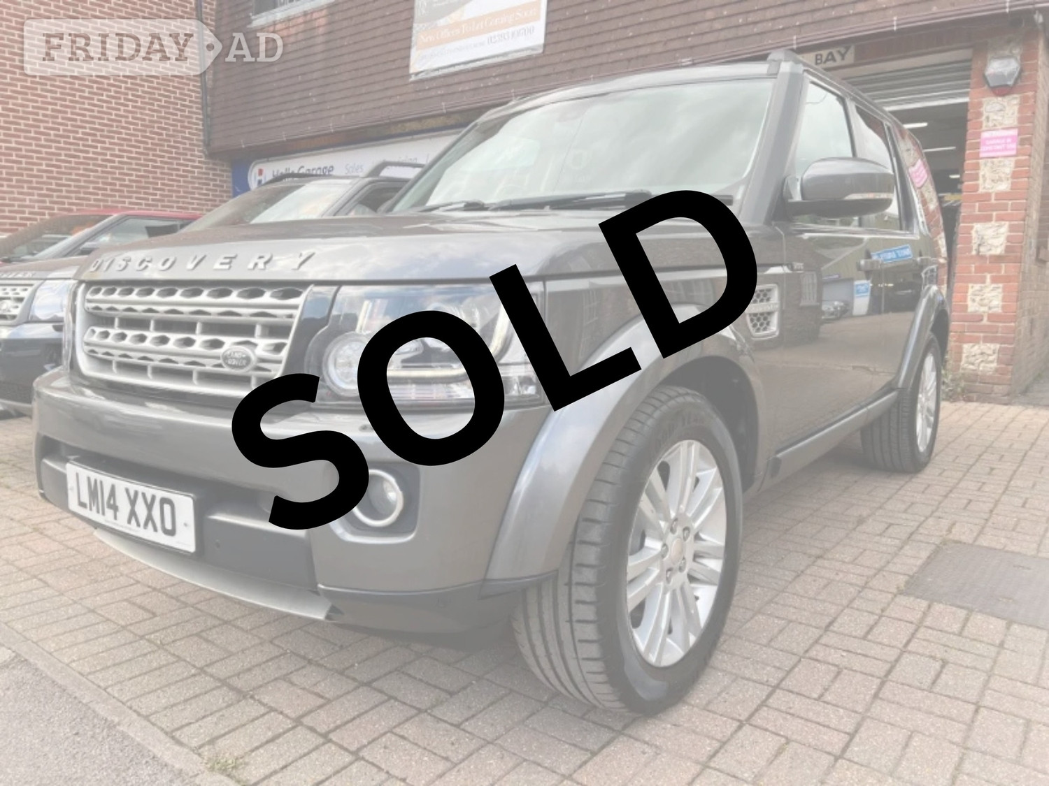 Land Rover Discovery 4 2014 in Rowland's Castle