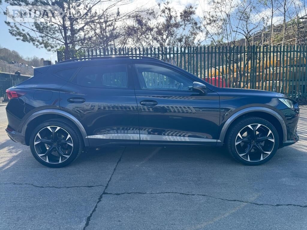 [ berth ]CUPRA Formentor