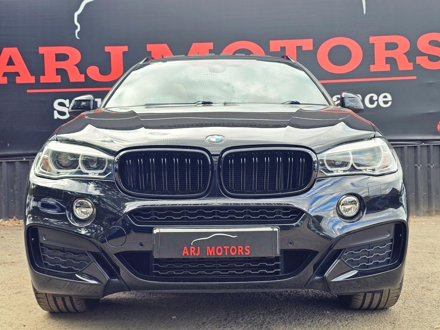 BMW X6 2017 - Cars in Addlestone