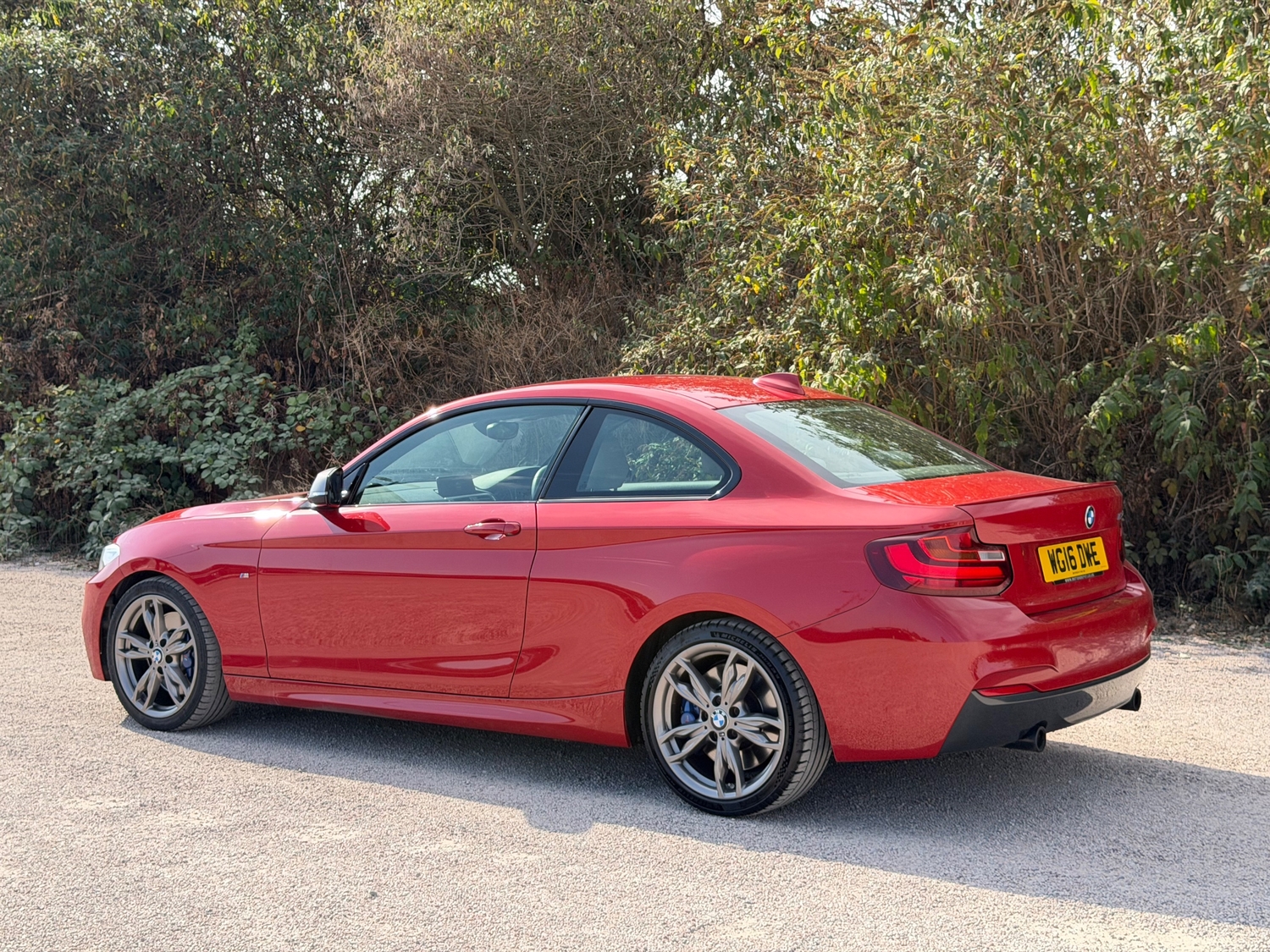 [ berth ]BMW 2 Series