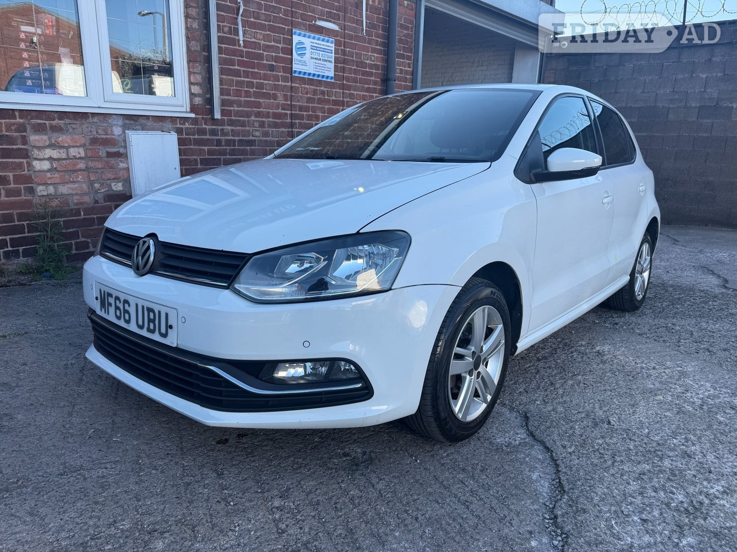 Volkswagen Polo 2016 in Preston