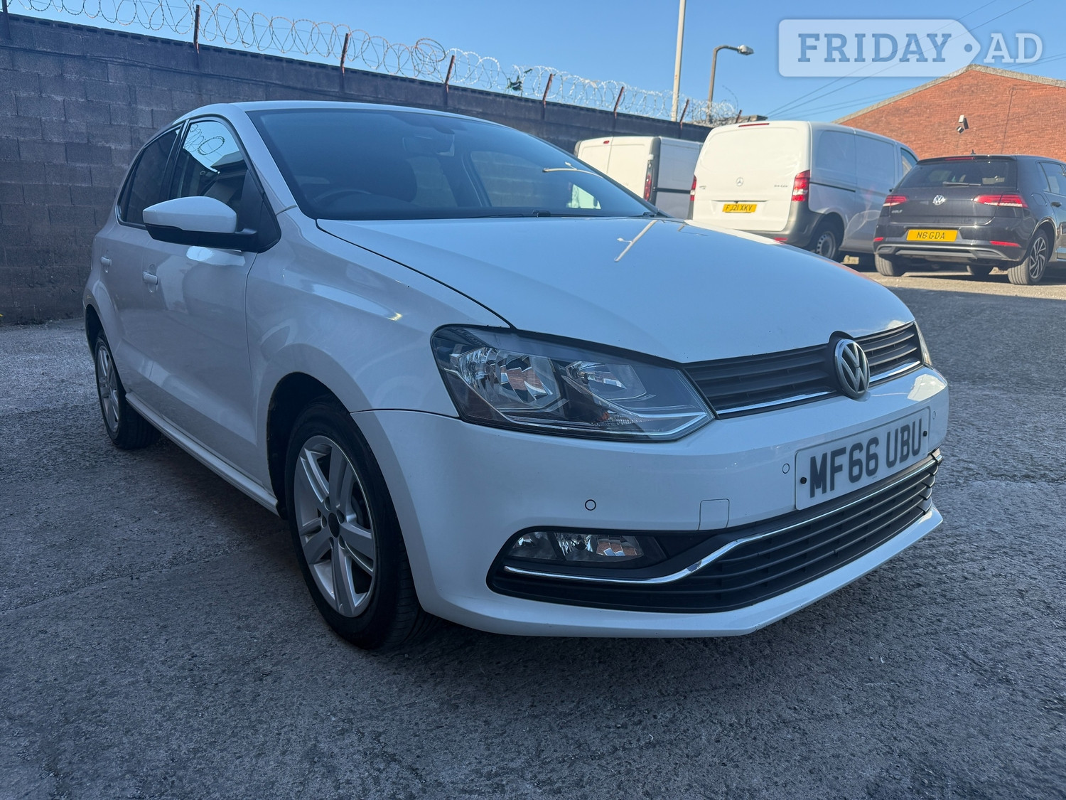 [ berth ]Volkswagen Polo