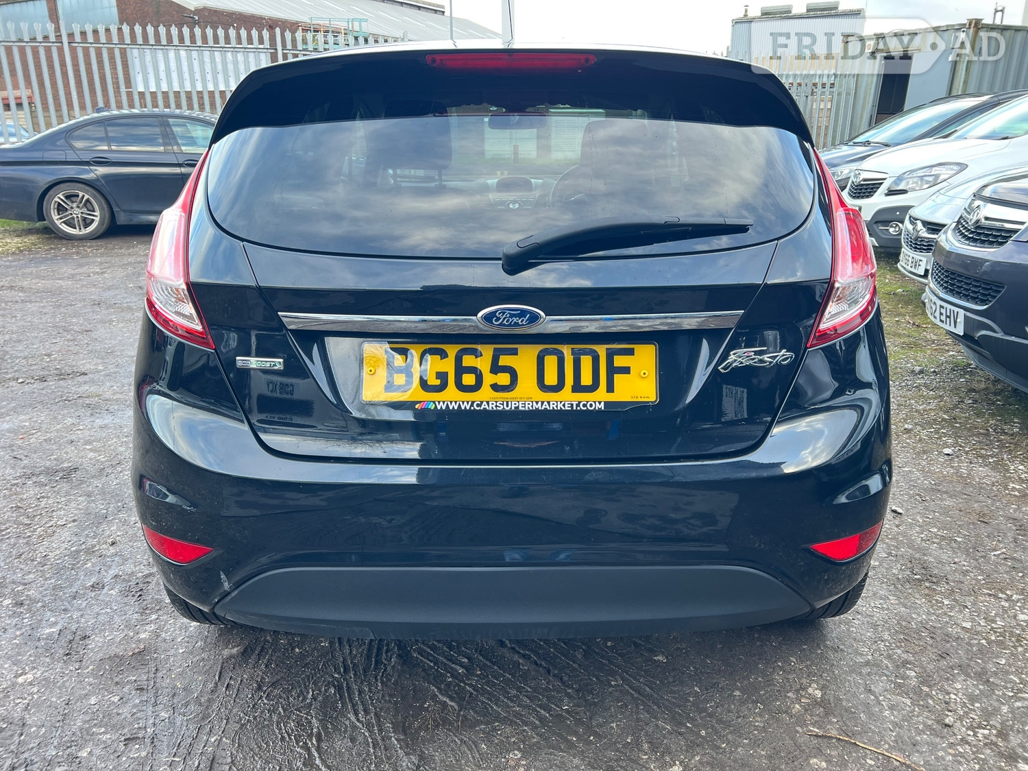 Ford Fiesta 2015 - Cars