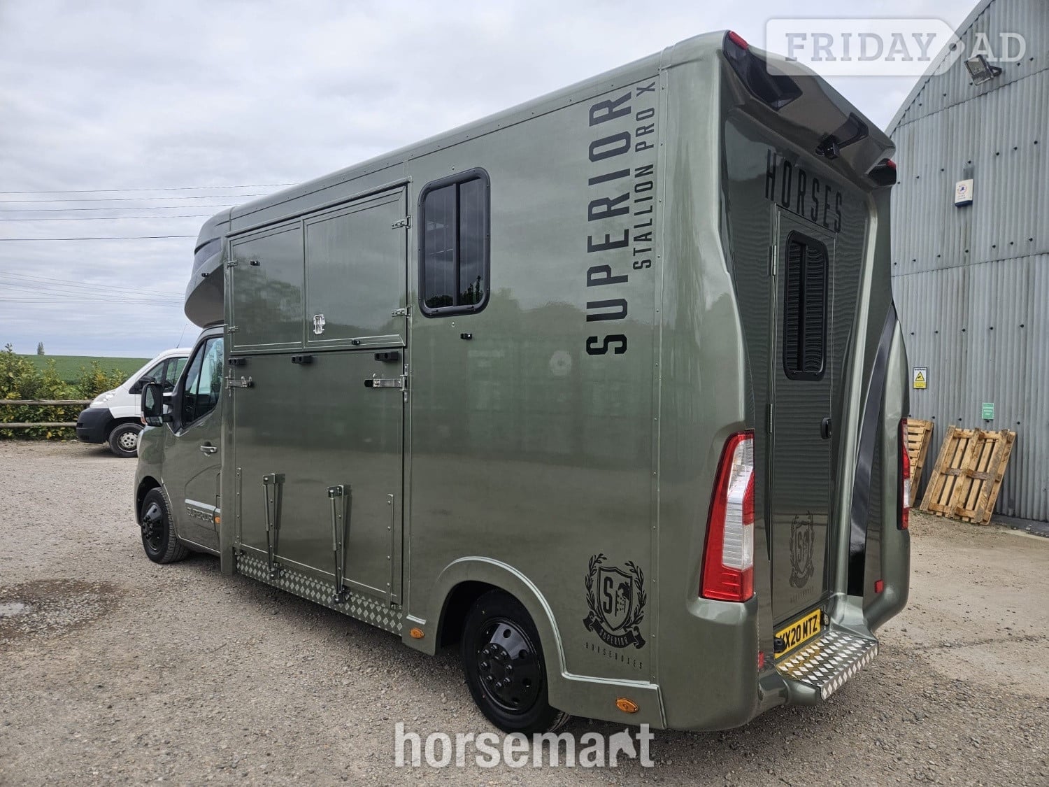 Superior Pro Stallion X RENUALT MASTER 3.5T SUPERIOR STALLION PRO X  Horsebox in Rochester
